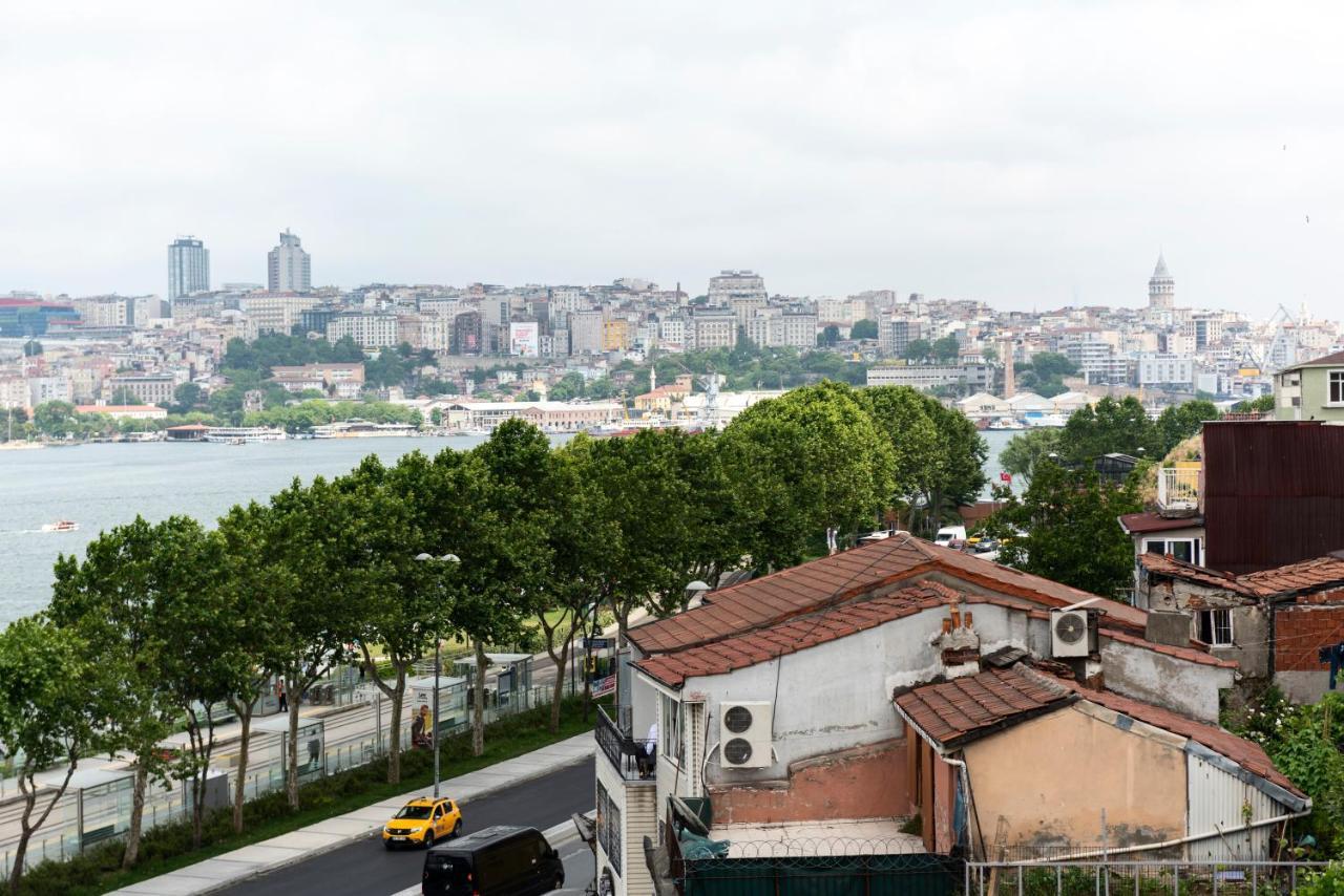Istanbul Old City Colorful Houses Balat Petrion Hotel エクステリア 写真