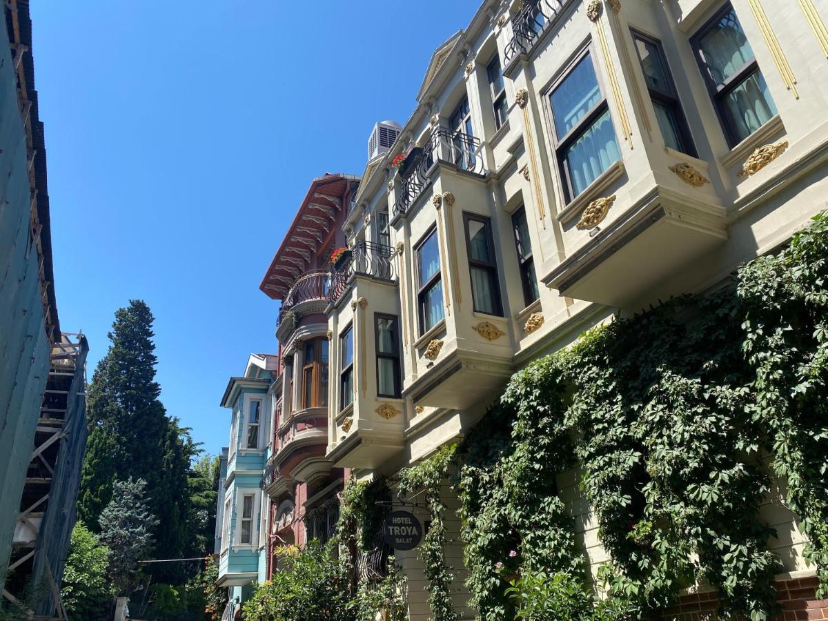 Istanbul Old City Colorful Houses Balat Petrion Hotel エクステリア 写真