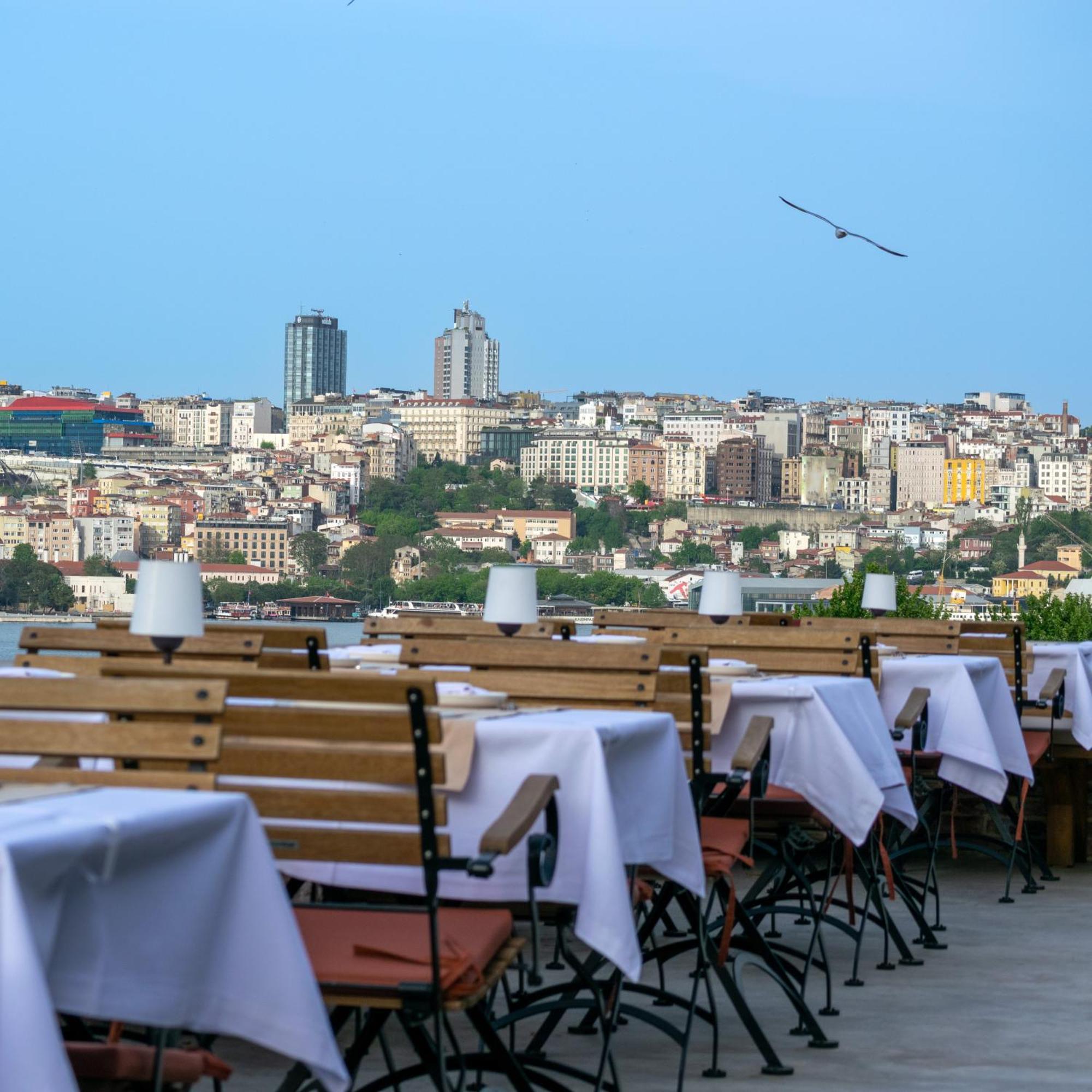Istanbul Old City Colorful Houses Balat Petrion Hotel エクステリア 写真